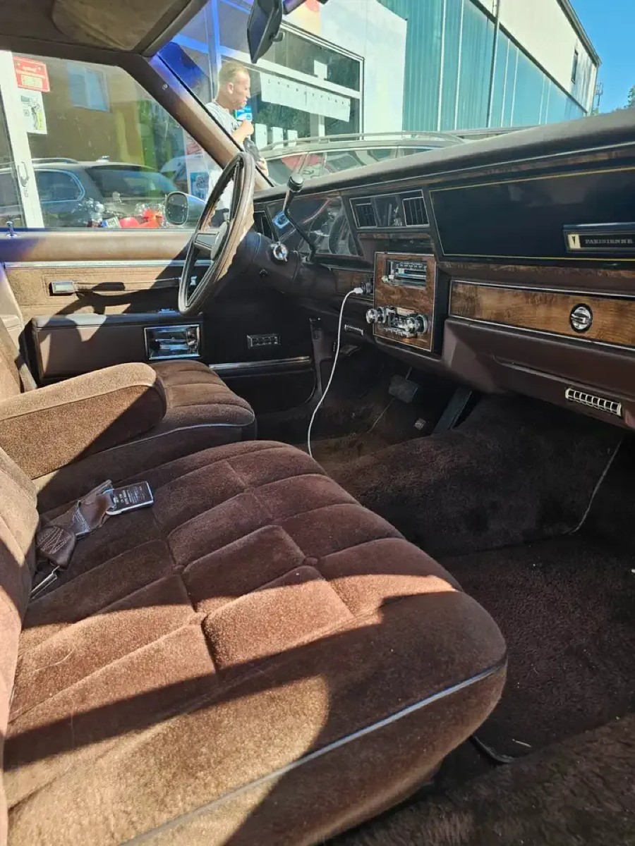 Chevrolet Caprice Pontiac Parisienne Baujahr BJ 07/1987