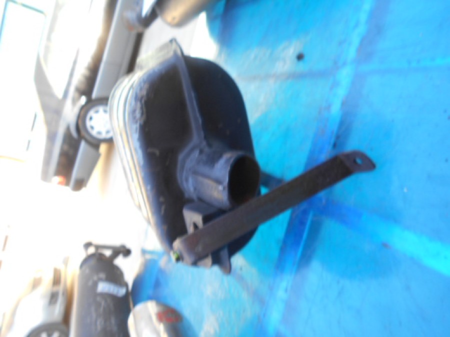 Auspuffanlage für DeTomaso Pantera abzugeben Baujahr BJ -