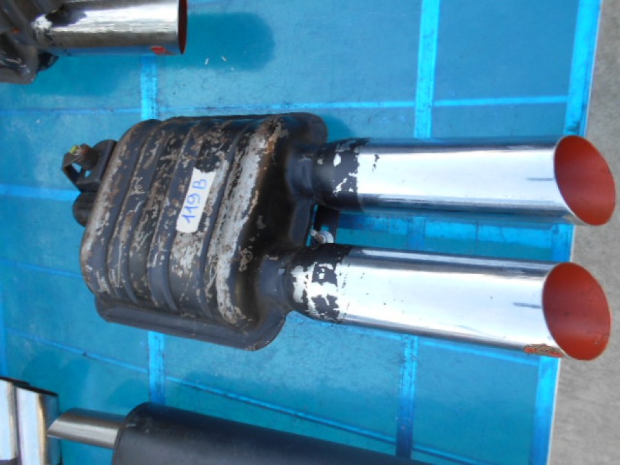 Auspuffanlage für DeTomaso Pantera abzugeben Baujahr BJ -
