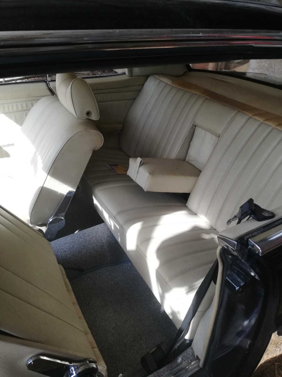 Mercedes Benz 250 CE Coupé in gebrauchtem Zustand steht zum Verkauf Baujahr BJ 05/1969