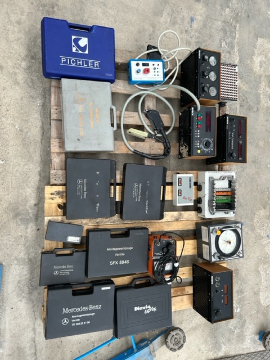 Verkaufe: Diverses… für Mercedes Benz Baujahr BJ -