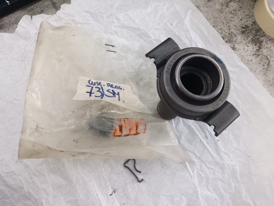 Für Maserati Getriebe abzugeben Baujahr BJ -