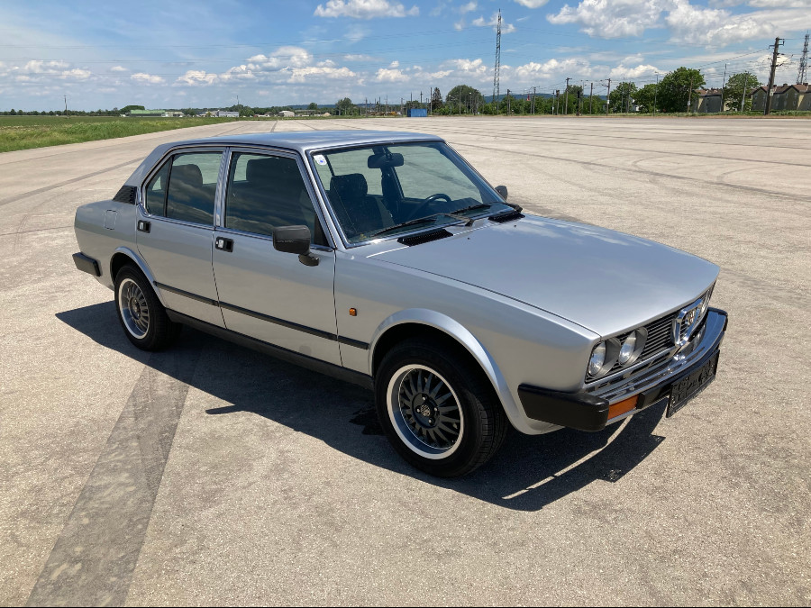 Alfa Romeo Alfetta 2.0 (Typ 116.55) guter Zustand im Angebot Baujahr BJ 01/1982