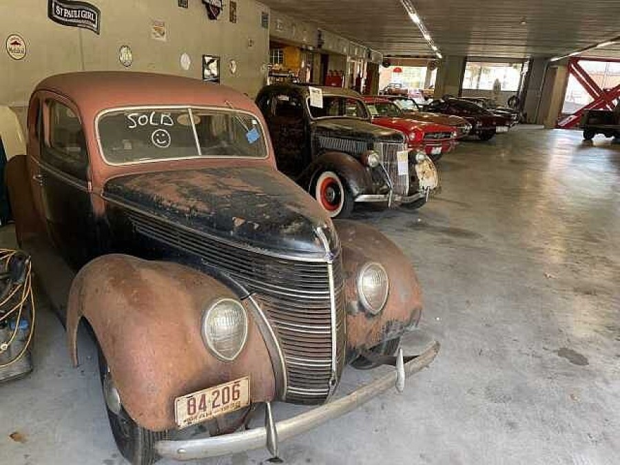 Ford Coupé Baujahr BJ 06/1936