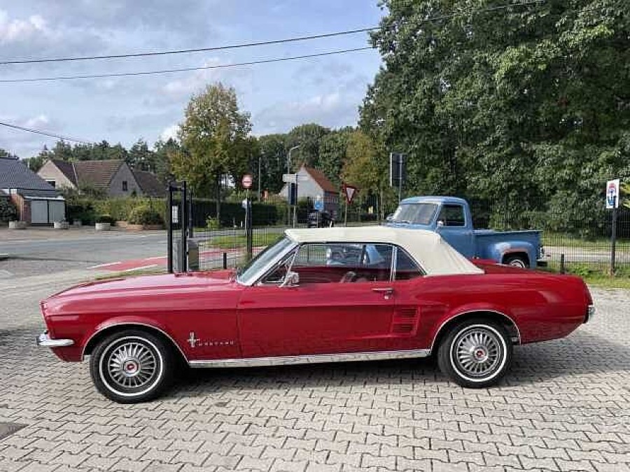 Ford Mustang Cabrio Baujahr BJ 09/1967
