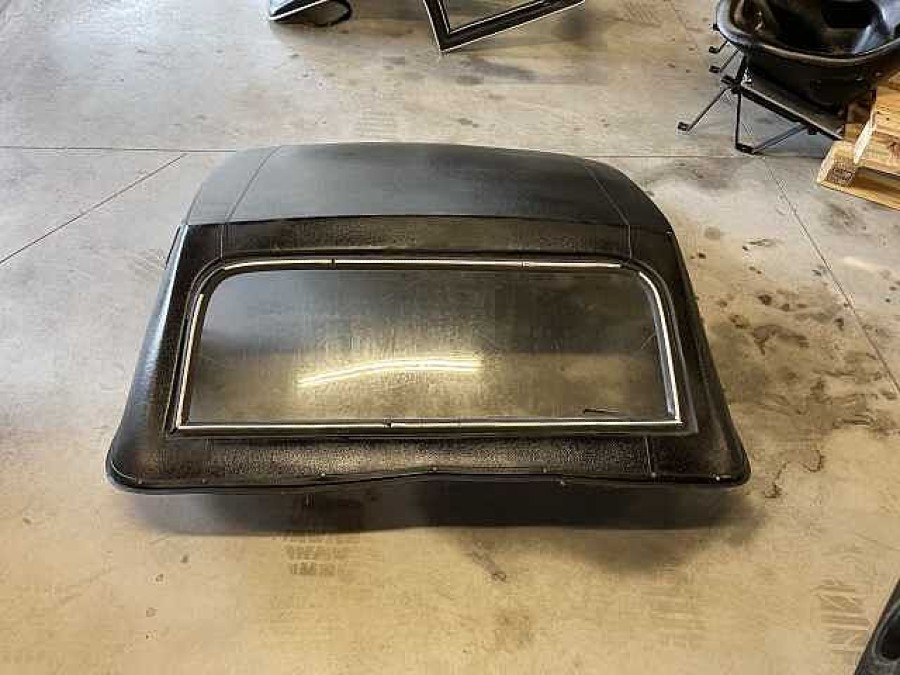 Aufbau aussen für MG MGB abzugeben Baujahr BJ -