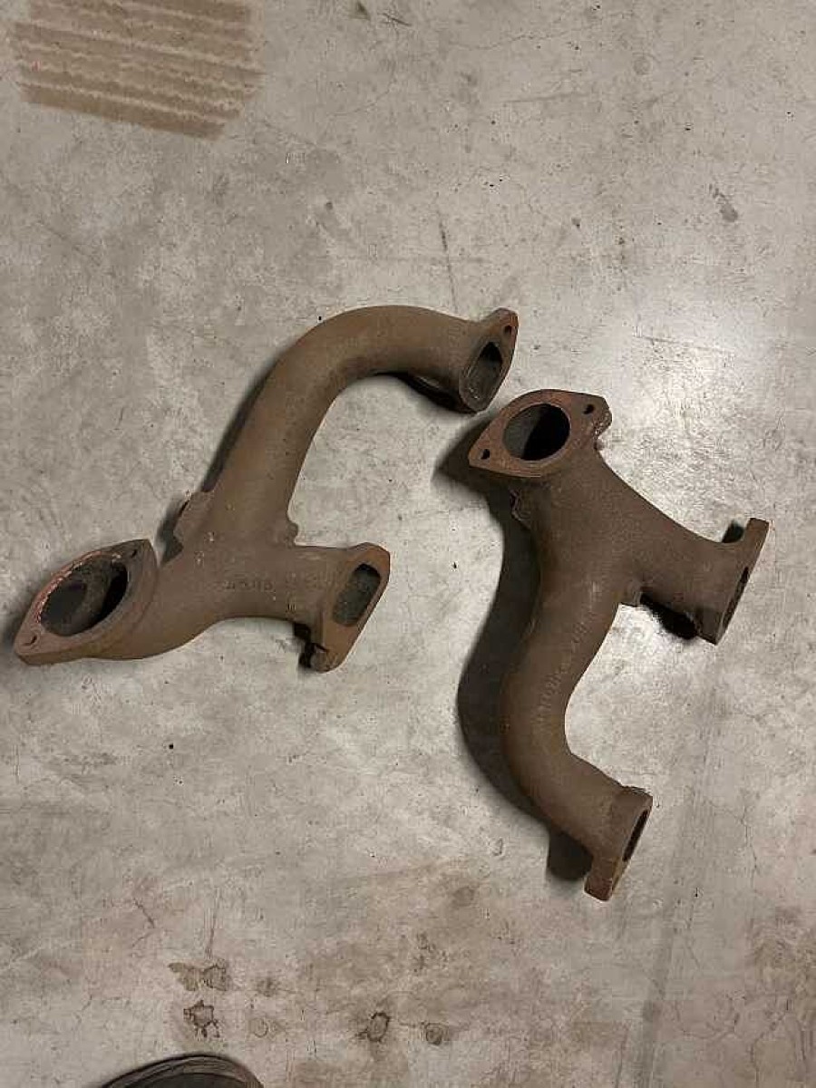 Originale FENTON-Krümmer aus den 50er Jahren für einen Chevy 6-Zylinder-Motor. Baujahr BJ -