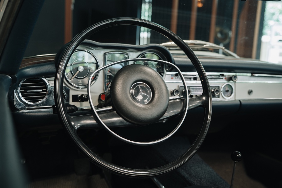 1970er Mercedes Benz SL-Klasse guter Zustand Baujahr BJ 07/1970