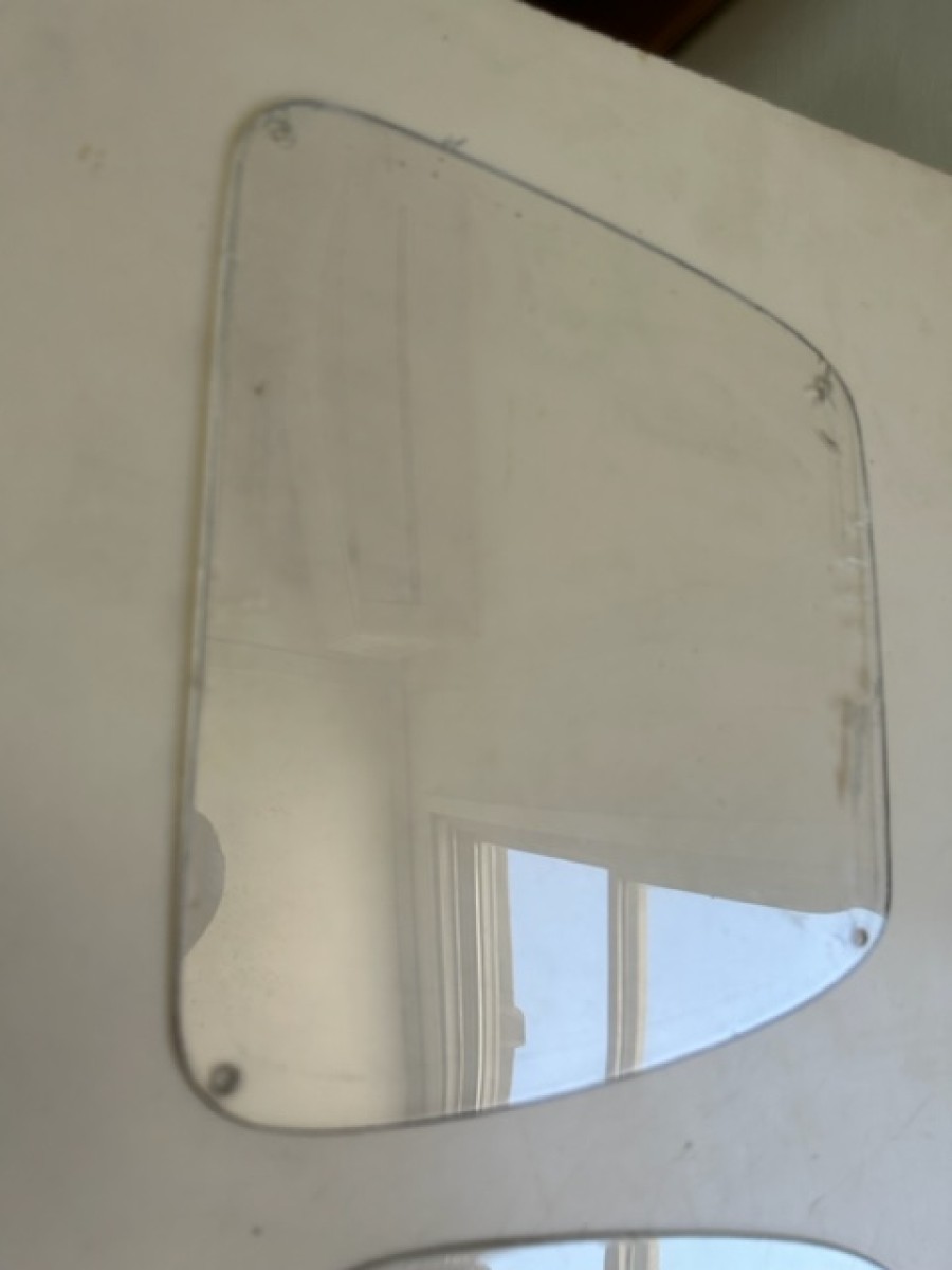 Für Ferrari Karosserieteile abzugeben Baujahr BJ -