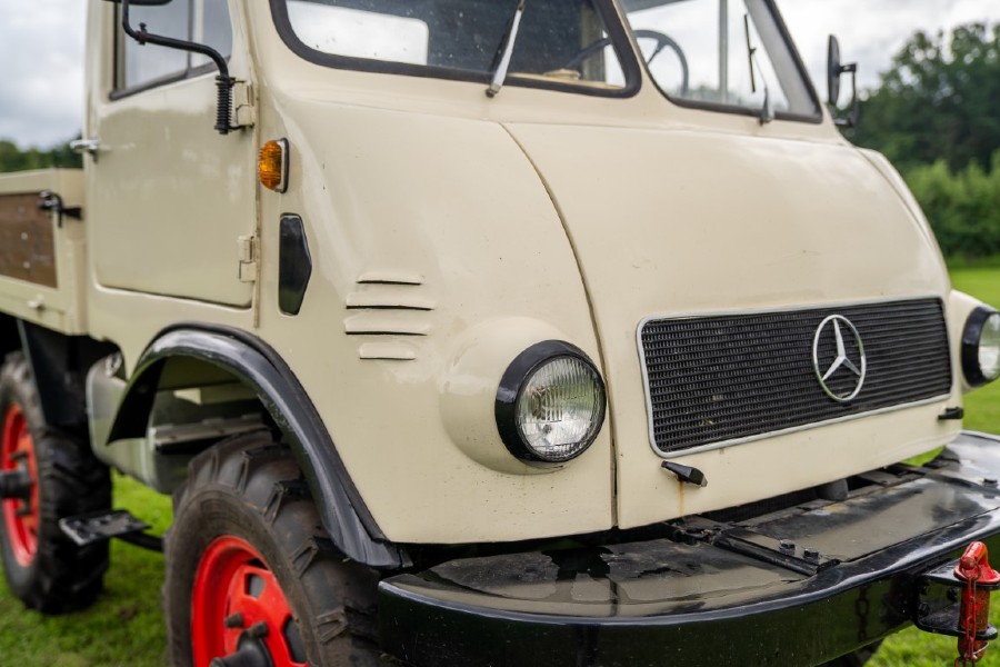 Mercedes Benz Unimog 401 - Westfalia frog-eye cab Baujahr BJ 09/1955