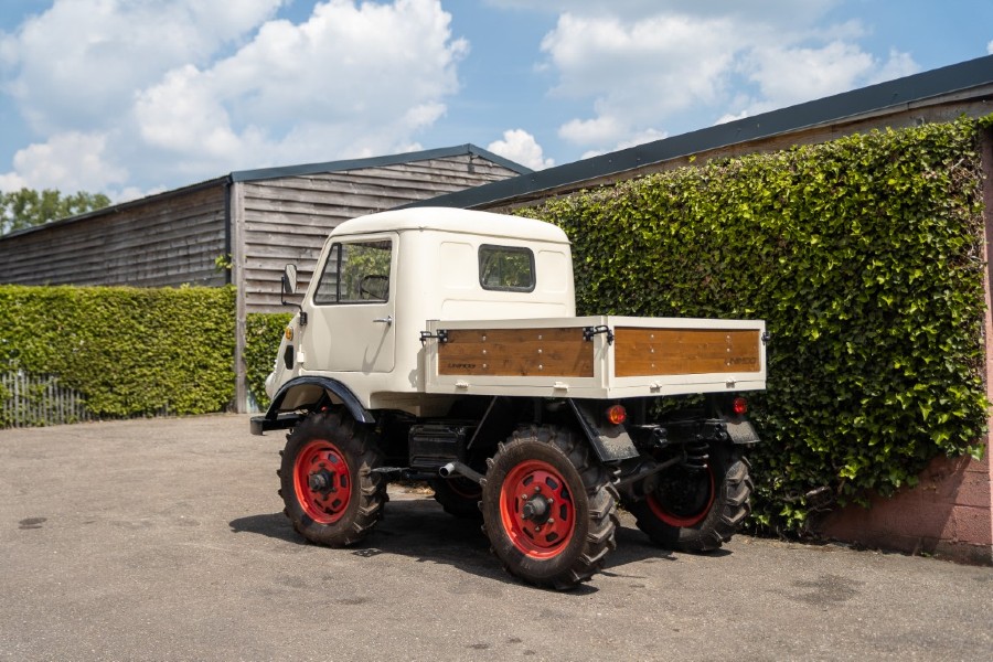 Mercedes Benz Unimog 401 - Westfalia frog-eye cab Baujahr BJ 09/1955
