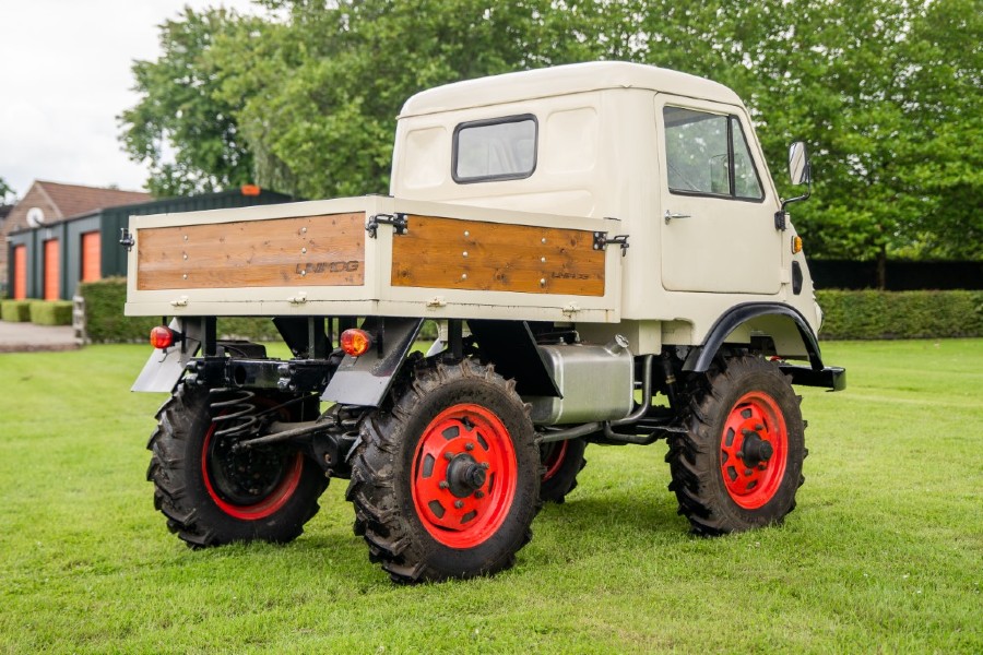 Mercedes Benz Unimog 401 - Westfalia frog-eye cab Baujahr BJ 09/1955