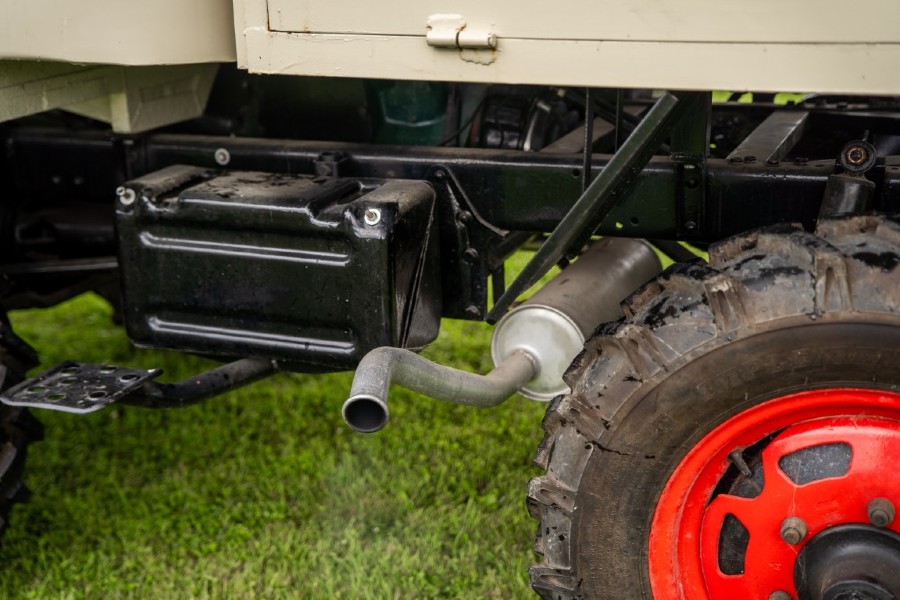 Mercedes Benz Unimog 401 - Westfalia frog-eye cab Baujahr BJ 09/1955