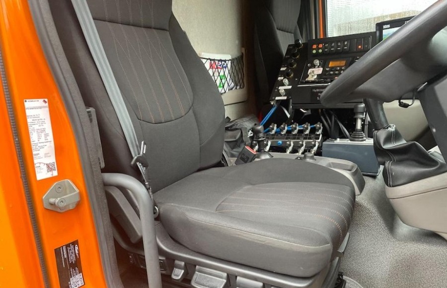 DAF LF 210 FA Kehrmaschine inkl. Pickerl Baujahr BJ 06/2003