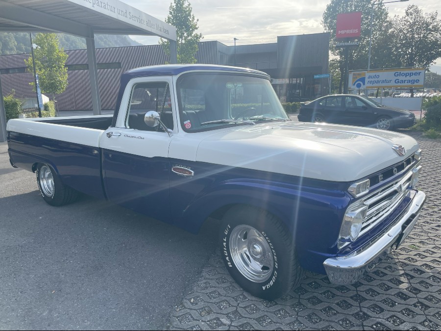 Ford F100 in gutem Zustand mit historischer Zulassung Baujahr BJ 07/1965