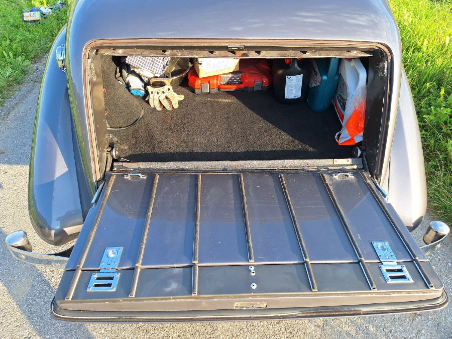 Bentley 4 1/4 Derby Sports Saloon guter Zustand steht zum Verkauf Baujahr BJ 03/1939