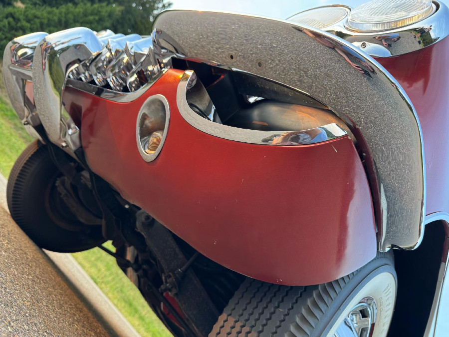 Top: Street Racer Chevrolet Corvette C1 Baujahr BJ 08/1959