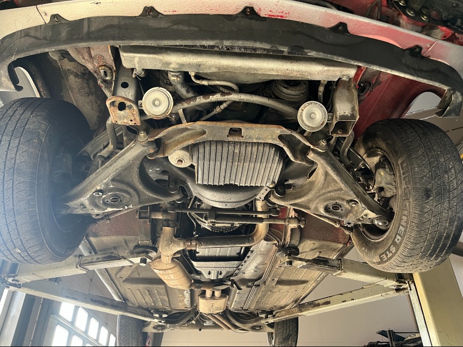 Mercedes Benz SL-Klasse 380SL R107 steht zum Verkauf Baujahr BJ 01/1984