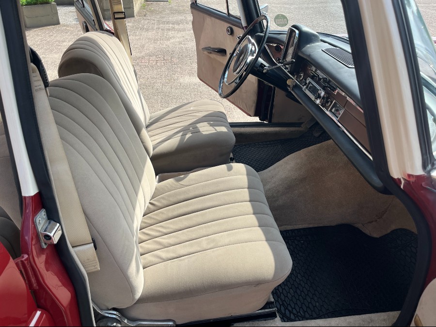 Mercedes Benz 220 b W111 Baujahr BJ 01/1964