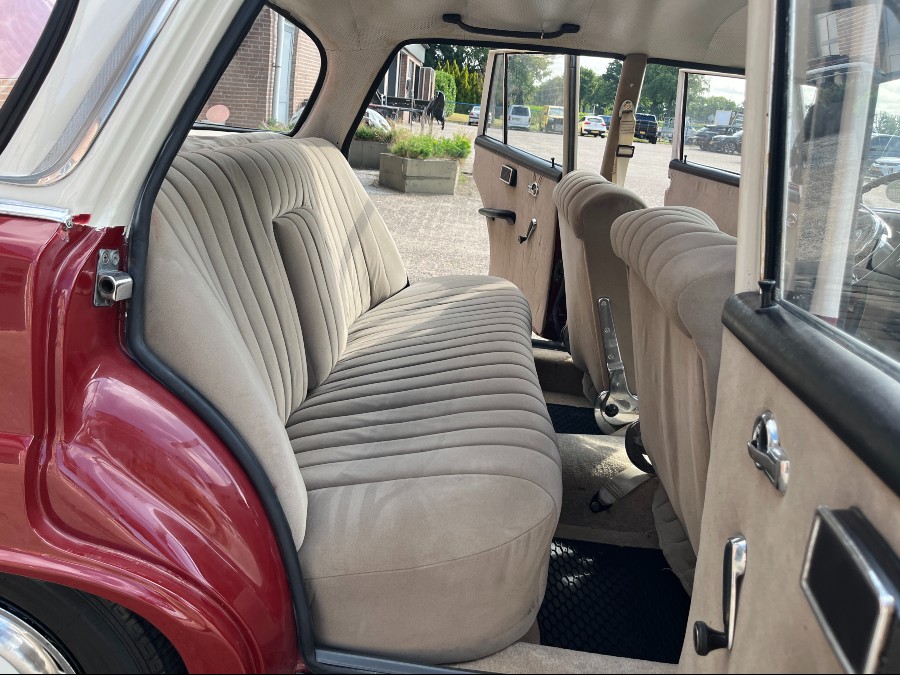 Mercedes Benz 220 b W111 Baujahr BJ 01/1964