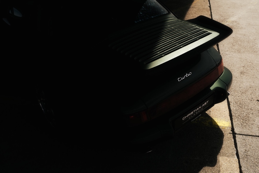 Porsche 964 Turbo oak-green-metallic *Top Zustand* Baujahr BJ 03/1991