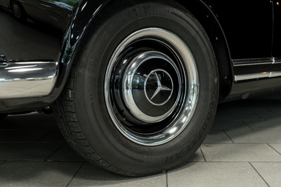 Mercedes Benz SL-Klasse 230 W113 guter Zustand Baujahr BJ 07/1965