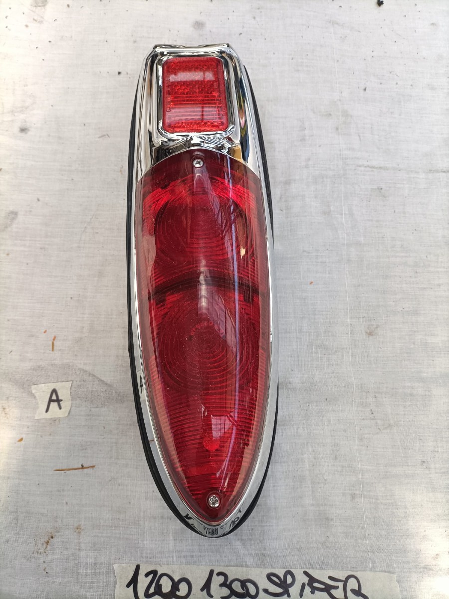 Karosserieteile für Fiat 1200 abzugeben Baujahr BJ -