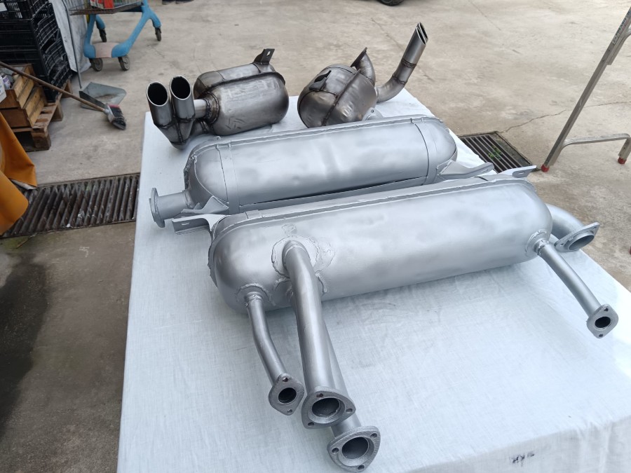 Auspuffanlage für Ferrari 512 Baujahr BJ -