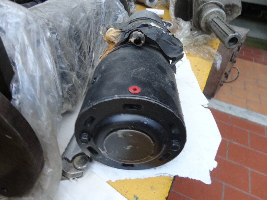 Elektronik für Maserati abzugeben Baujahr BJ -