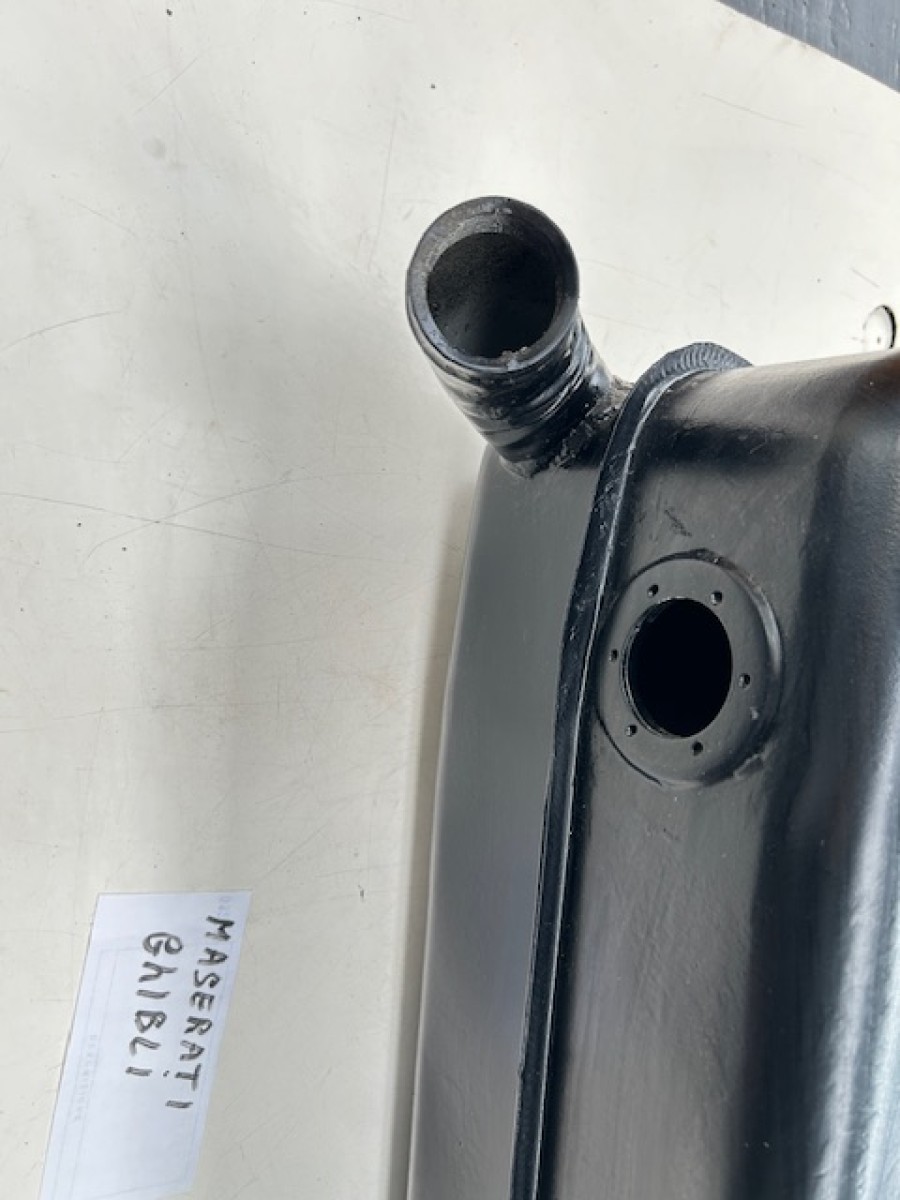 Tank für Maserati Ghibli zu verkaufen Baujahr BJ -