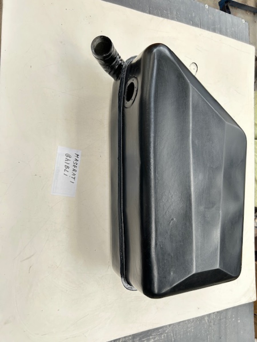 Tank für Maserati Ghibli zu verkaufen Baujahr BJ -