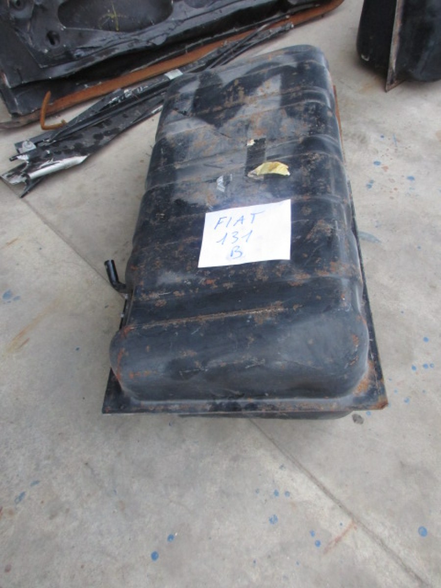 Tank für Fiat 131 Baujahr BJ -