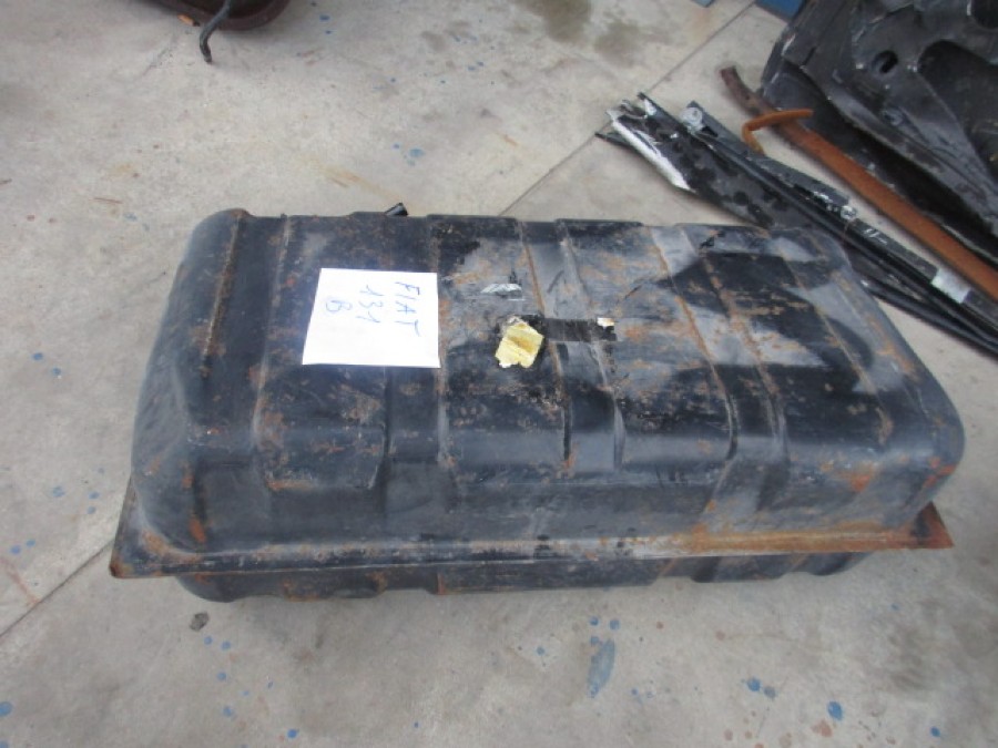 Tank für Fiat 131 Baujahr BJ -