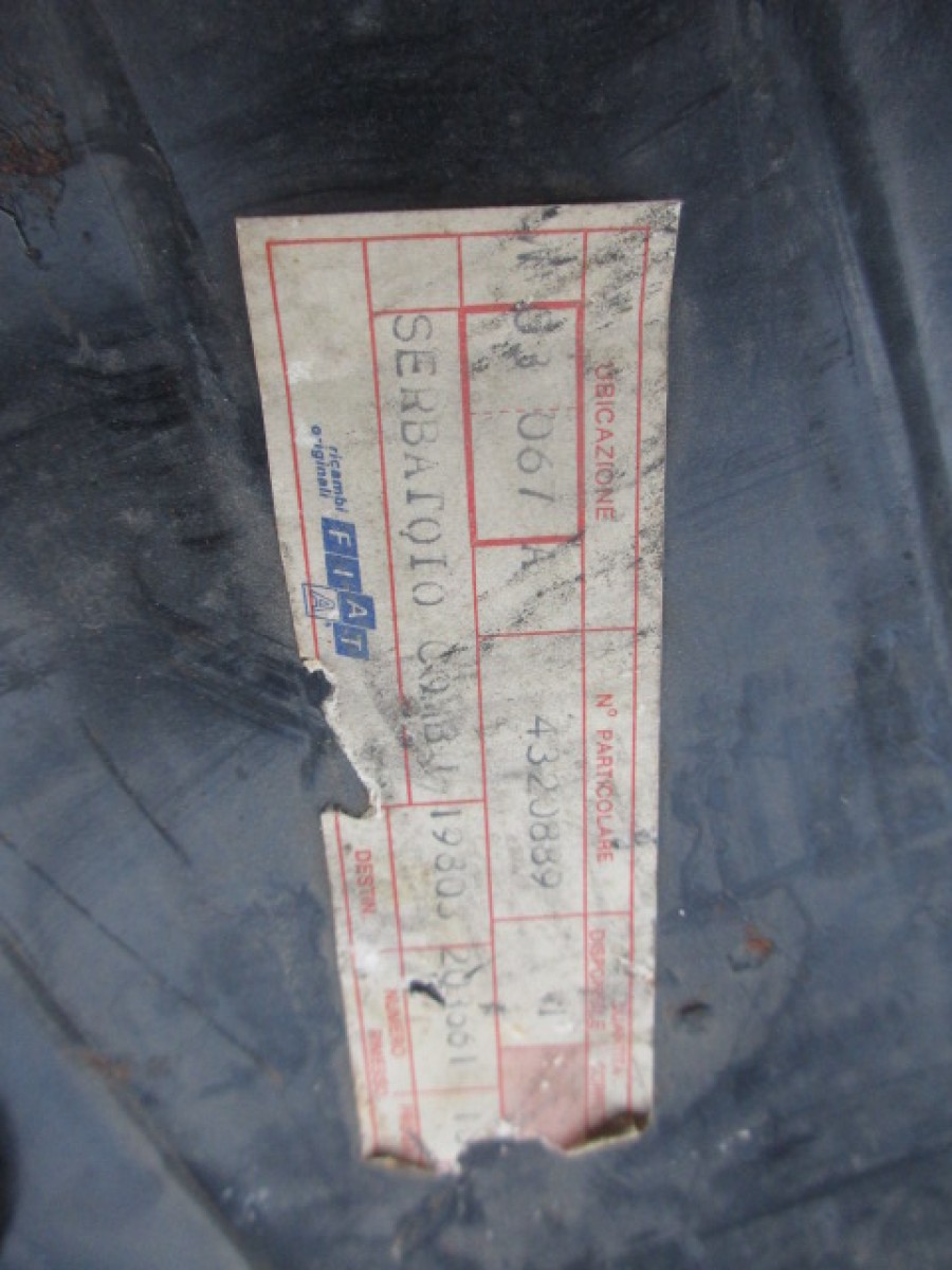 Tank für Fiat 131 Baujahr BJ -