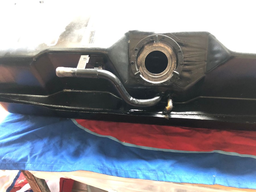 Tank für Lancia zu verkaufen Baujahr BJ -