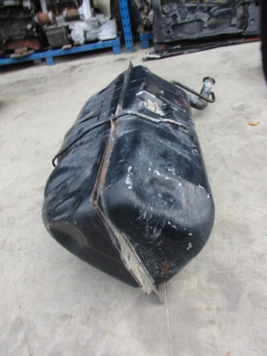 Für Mercedes Benz SLC-Klasse Tank zu verkaufen Baujahr BJ -