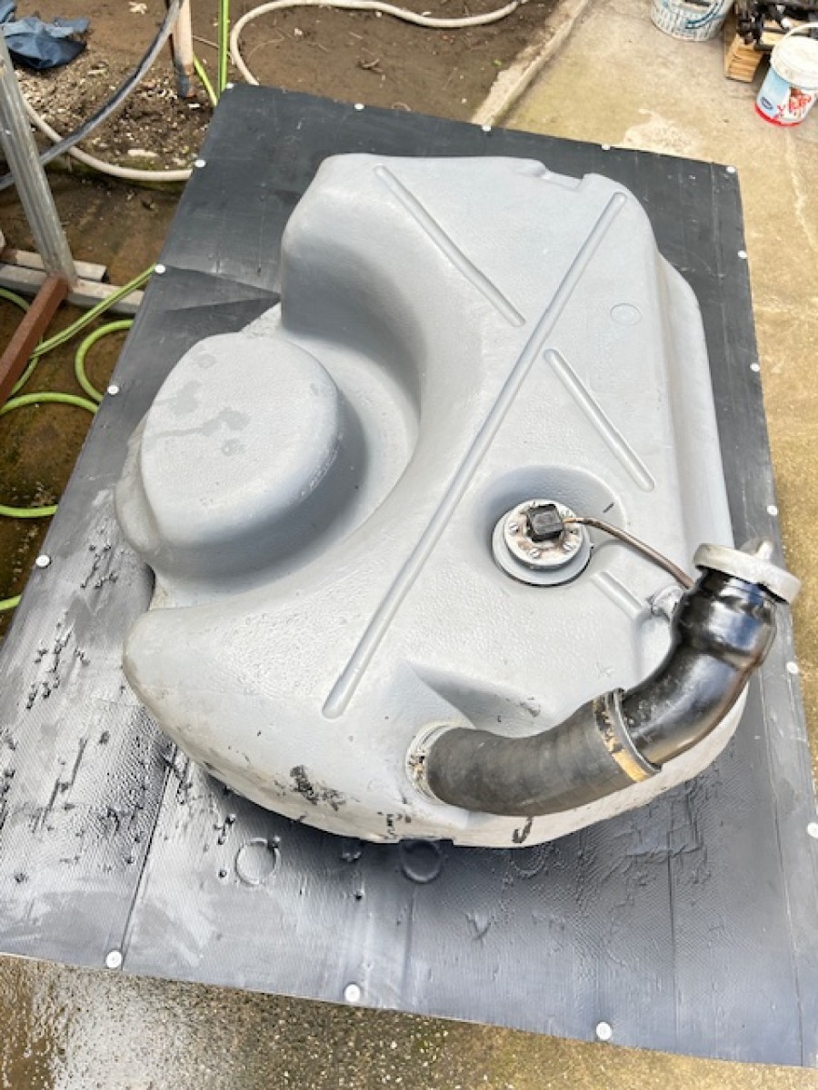 Verkaufe: Tank für Porsche 911 Baujahr BJ -