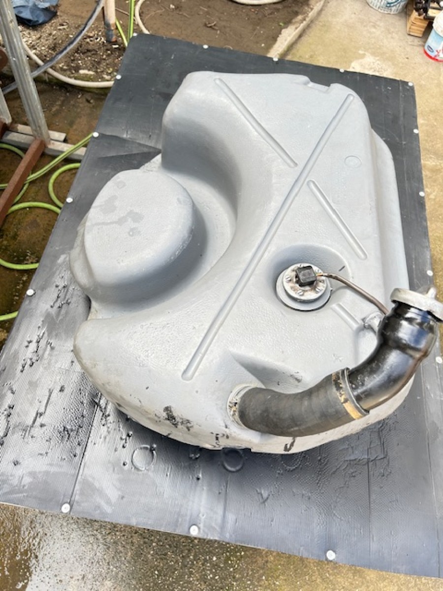 Verkaufe: Tank für Porsche 911 Baujahr BJ -