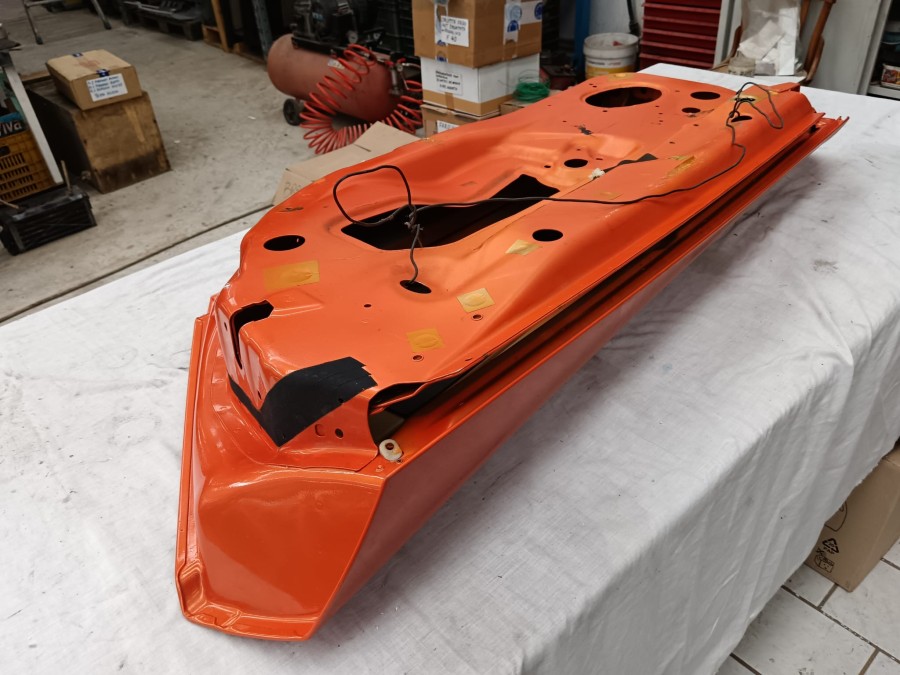 Karosserieteile für Lamborghini abzugeben Baujahr BJ -