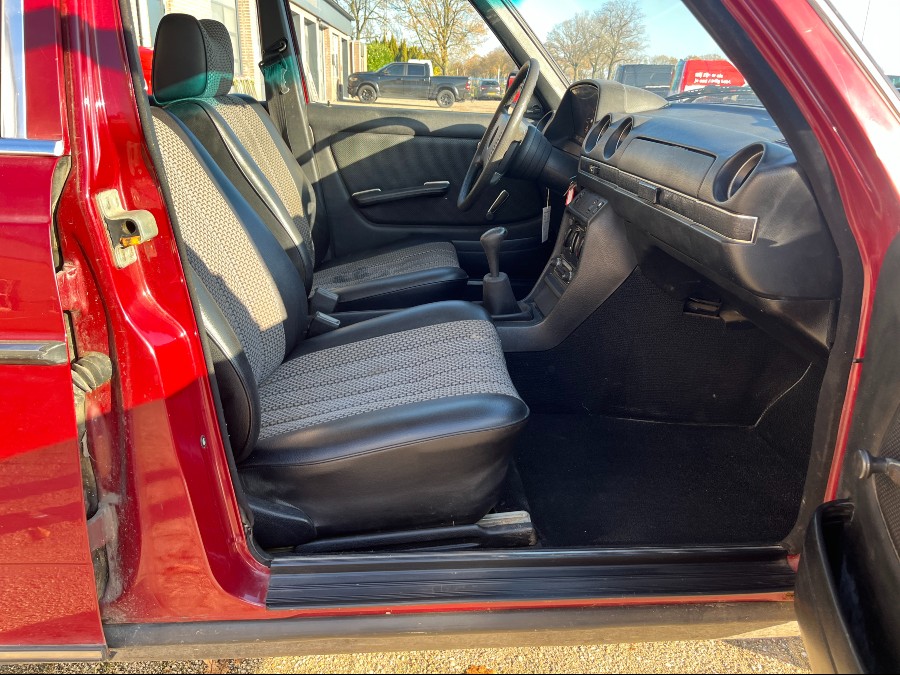 Mercedes Benz 230 Baujahr BJ 01/1979