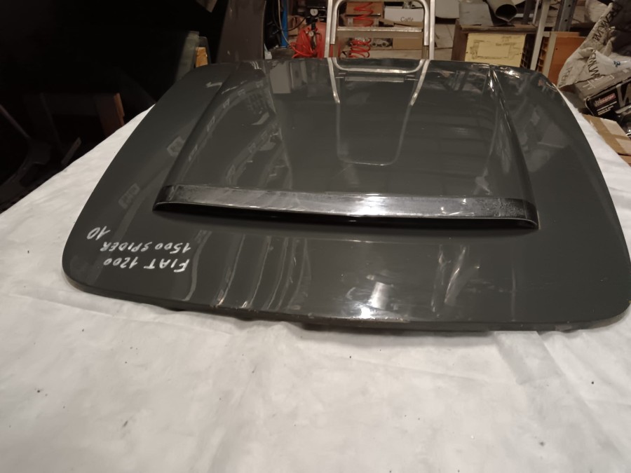 Karosserieteile für Fiat 1500 zu verkaufen Baujahr BJ -