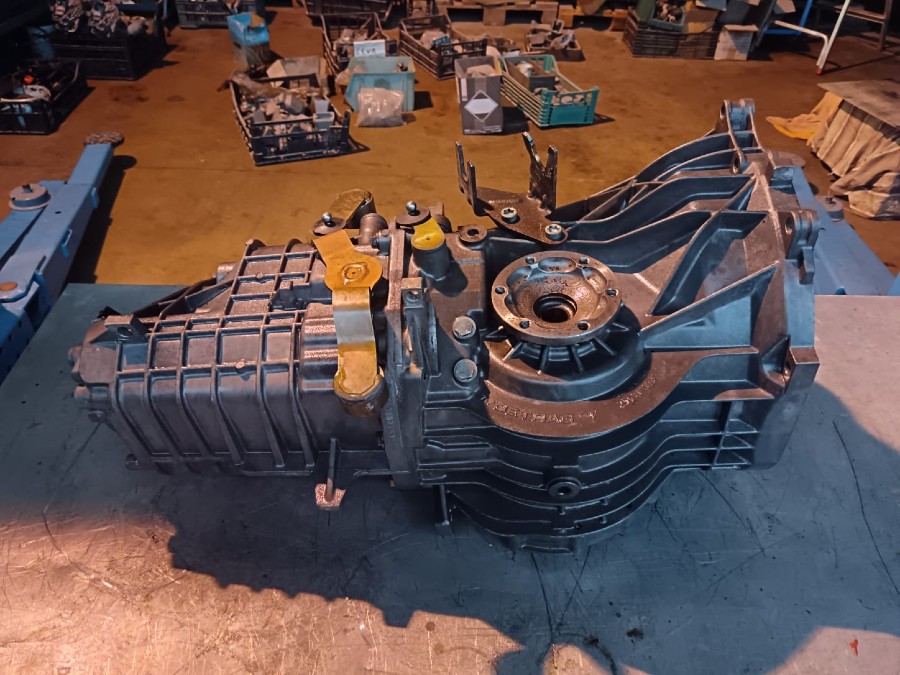 Getriebe für Porsche abzugeben Baujahr BJ -