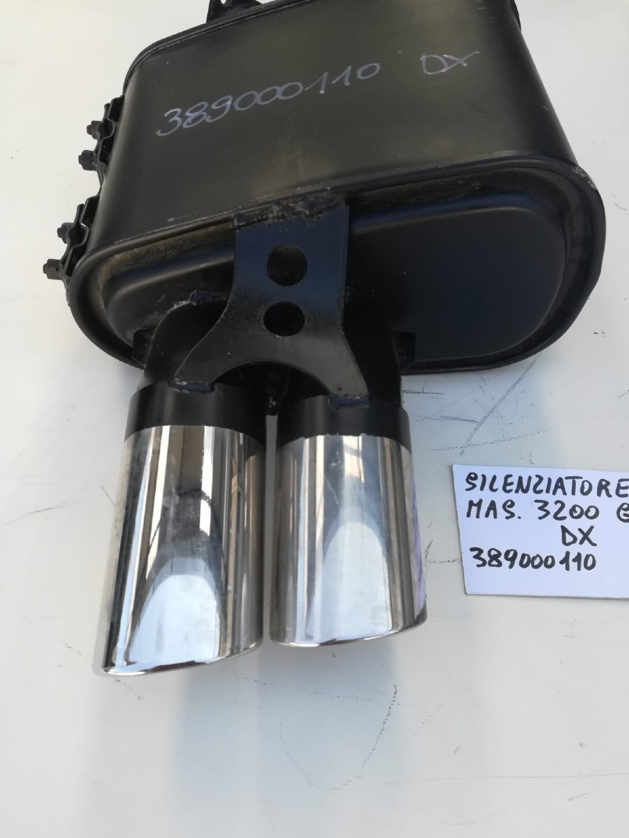 Auspuffanlage für Maserati abzugeben Baujahr BJ -