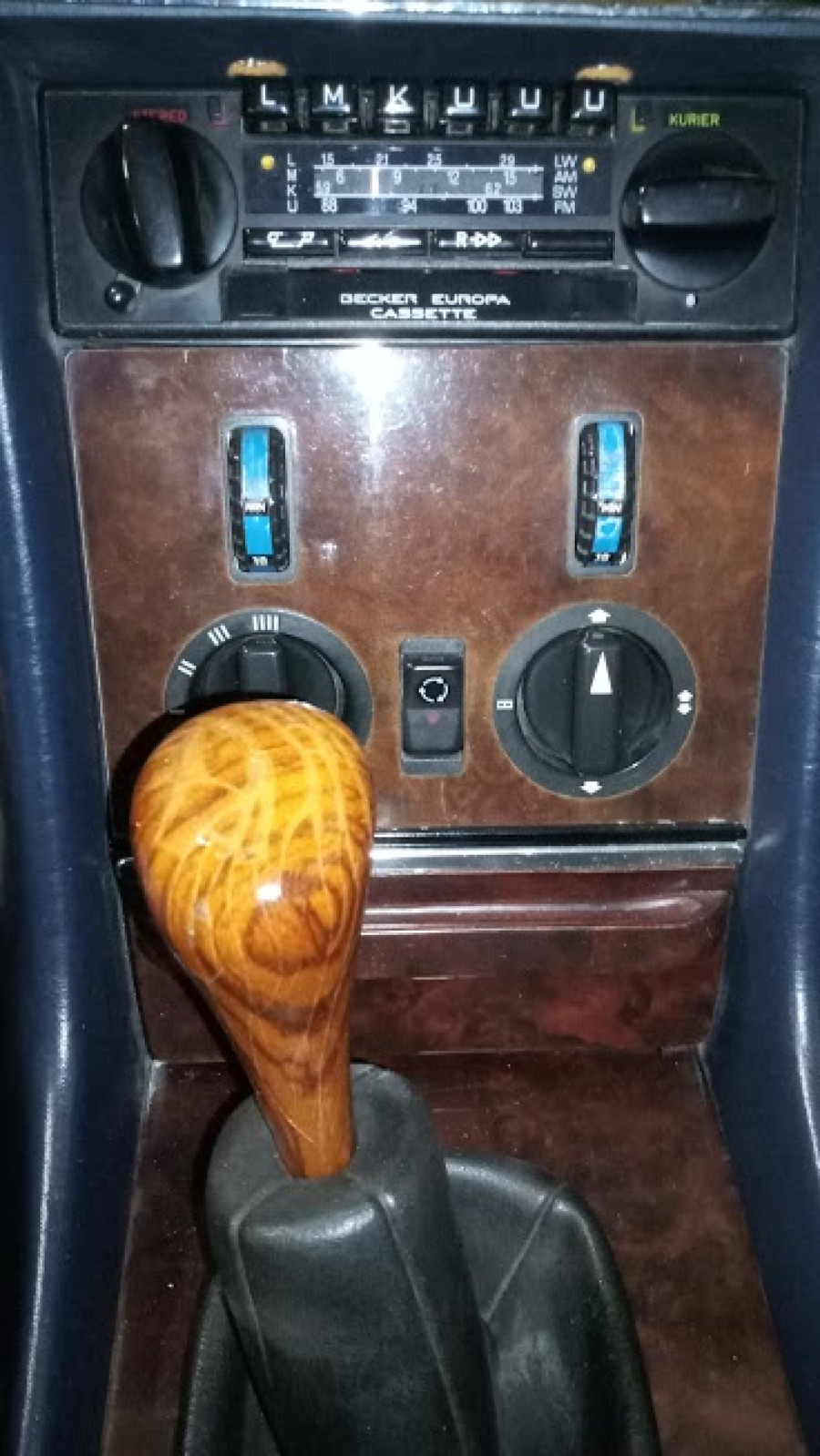 Mercedes Benz SL-Klasse in gutem Zustand zu erwerben Baujahr BJ 08/1984