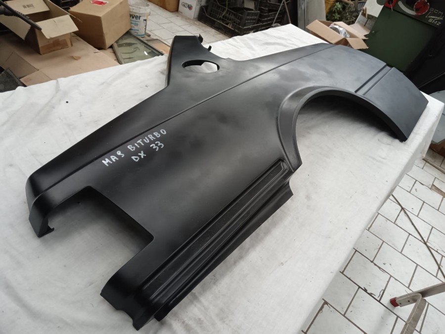 Für Maserati Biturbo Karosserieteile zu verkaufen Baujahr BJ -