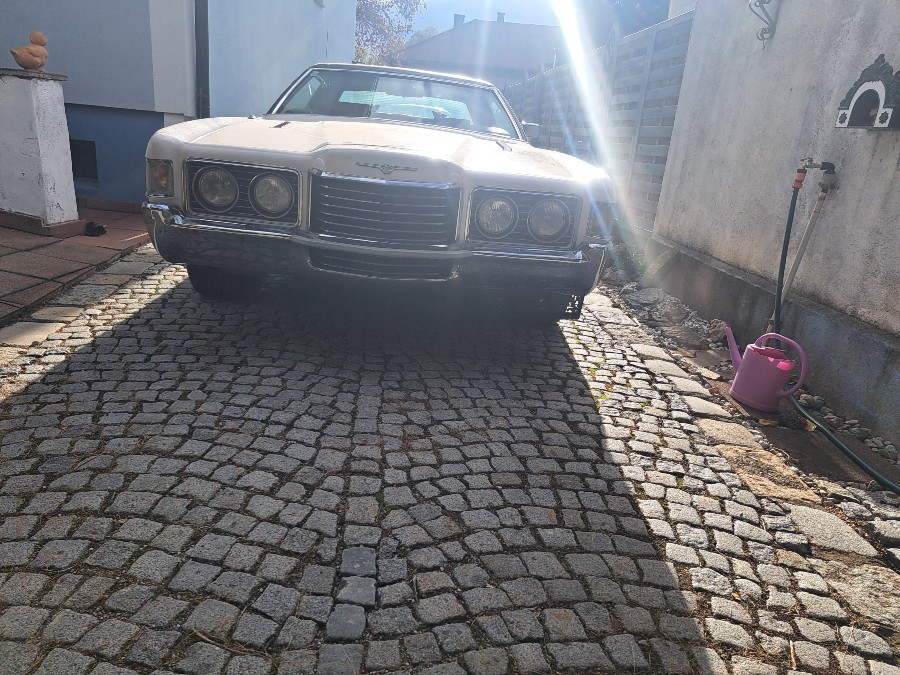 Biete Ford Thunderbird LT guter Zustand Baujahr BJ 01/1972