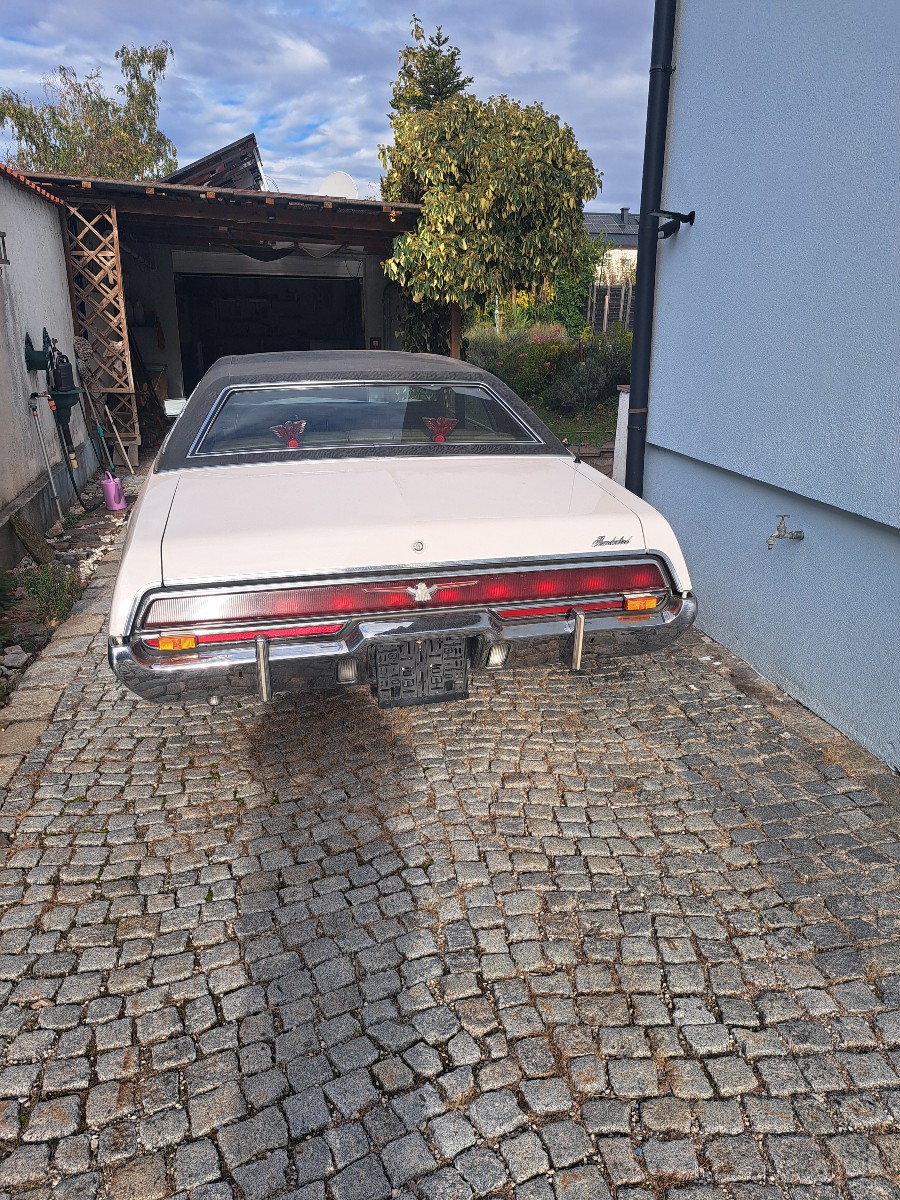 Biete Ford Thunderbird LT guter Zustand Baujahr BJ 01/1972
