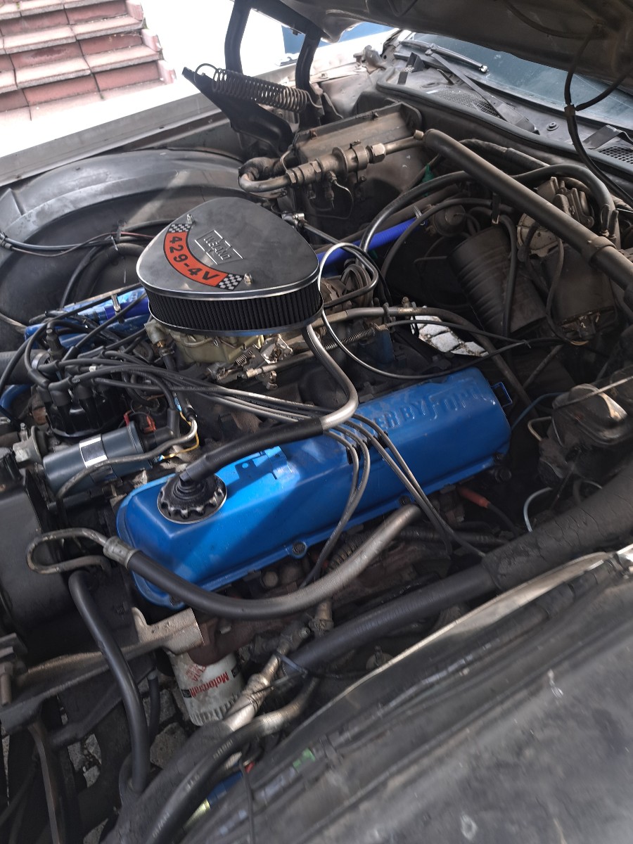 Biete Ford Thunderbird LT guter Zustand Baujahr BJ 01/1972