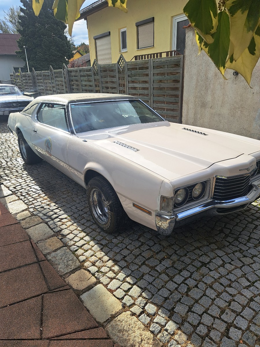 Biete Ford Thunderbird LT guter Zustand Baujahr BJ 01/1972