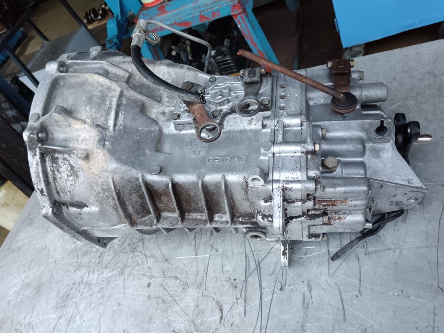 Für Mercedes Benz SL-Klasse Getriebe zu verkaufen Baujahr BJ -